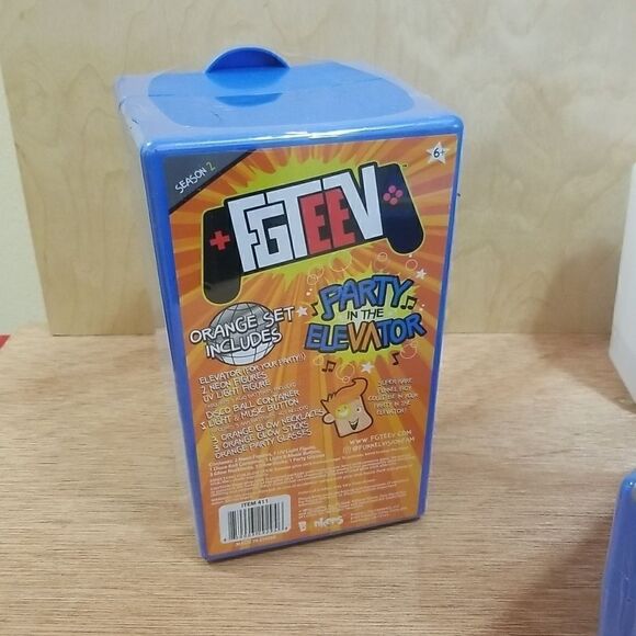 FGTeeV Party in the Elevator - Picture 3 of 6